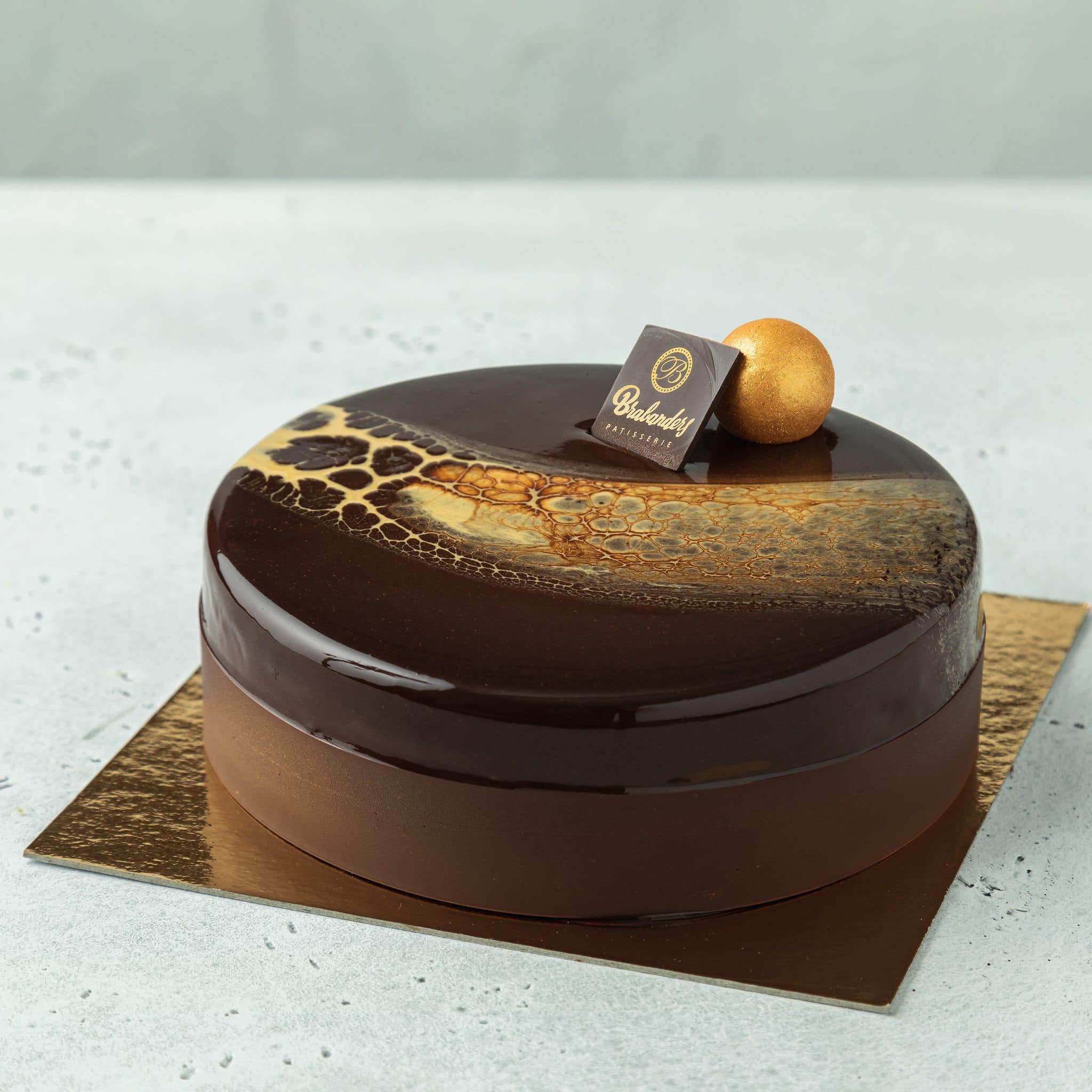Glanzende chocoladebavarois