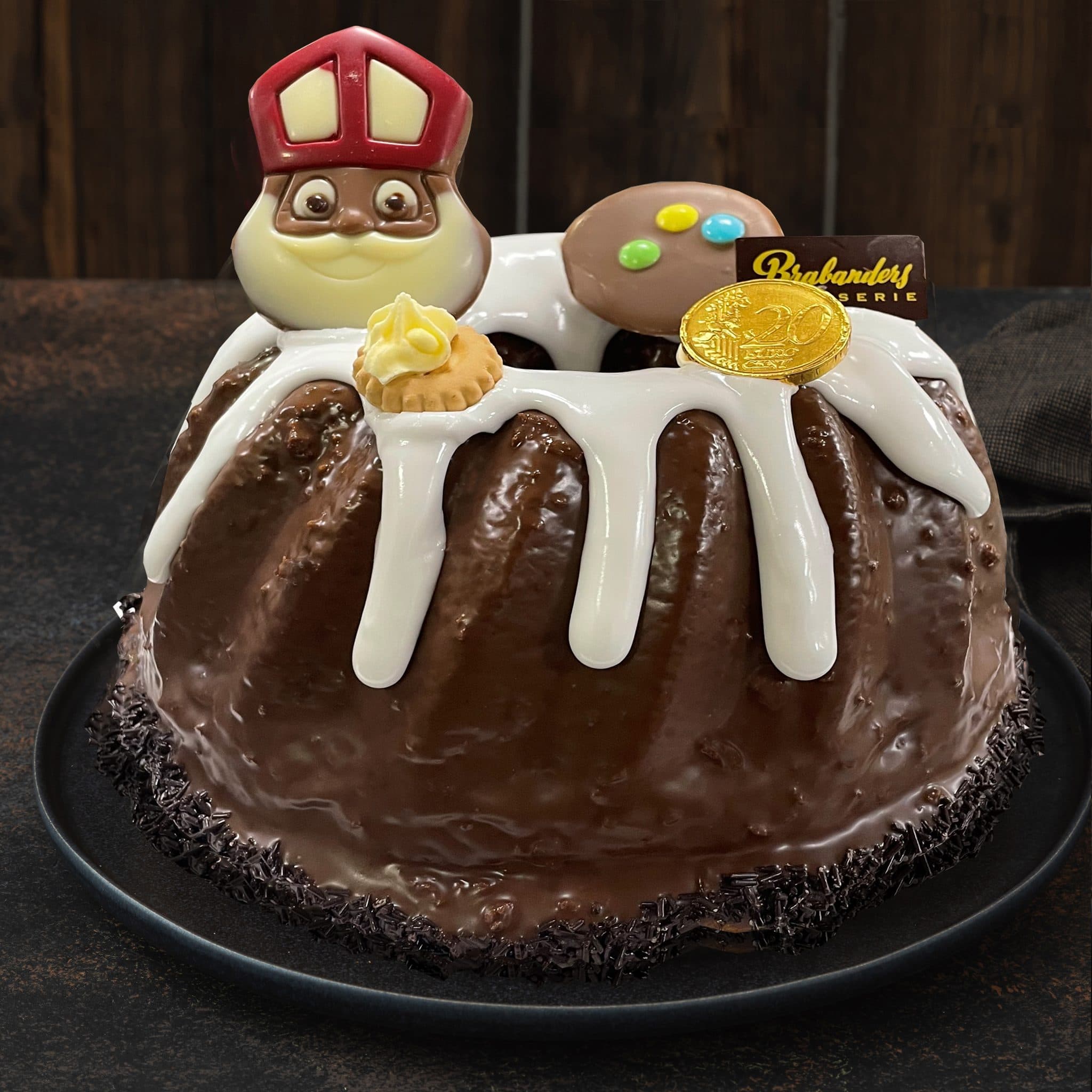 Sintcake met chocolade en snoep