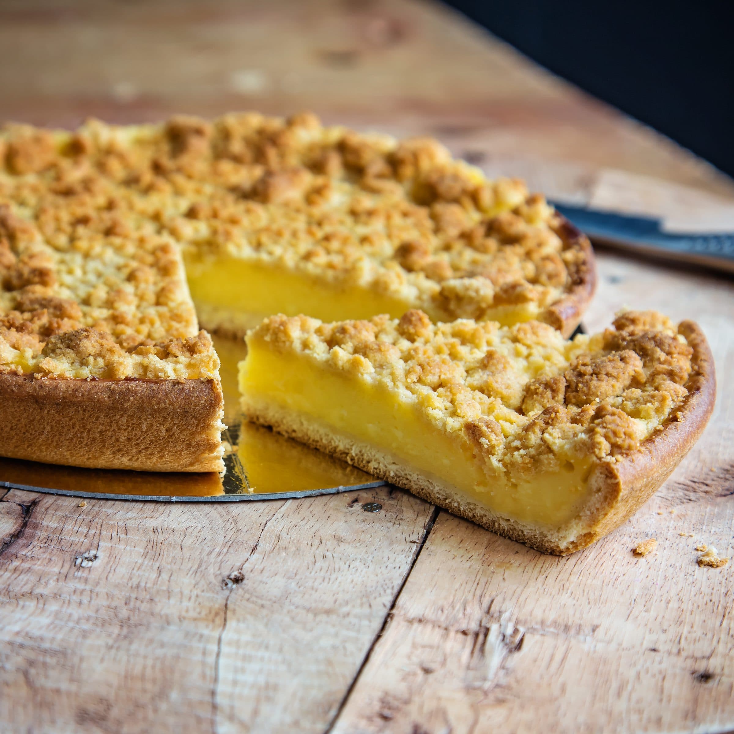 Vlaai met kruimeltjes en pudding